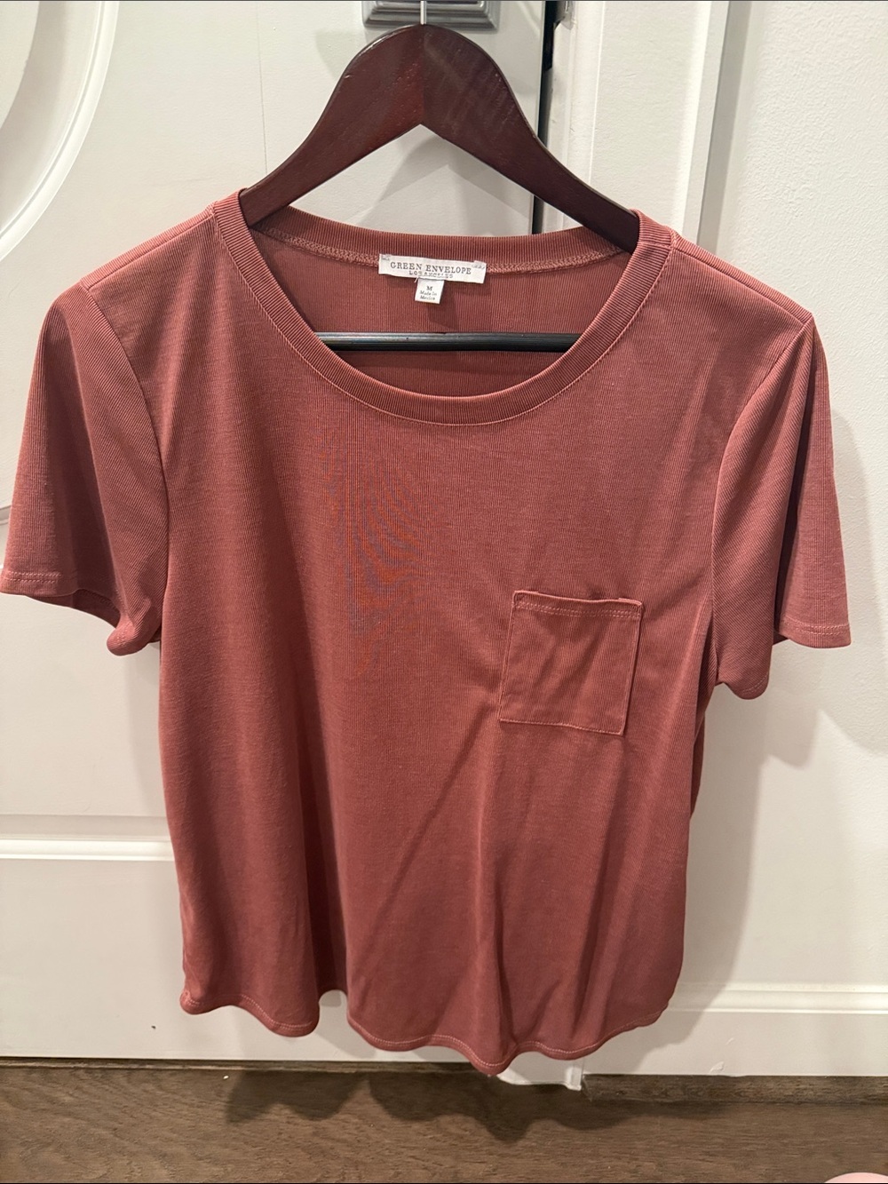 Green Envelope Rosewood Short Sleeve Pocket Tee
